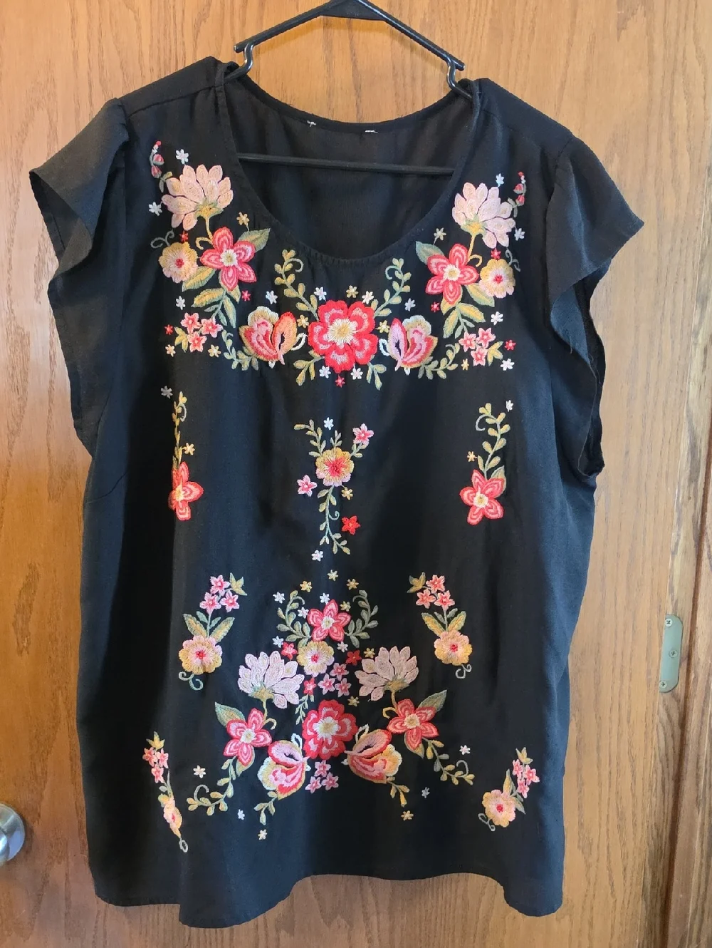 Chic Soul Black Embroidered Floral Scoop-Neck Blouse - Picture 1 of 2